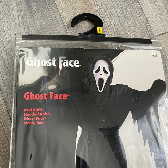 Spirit Ghost Face Kids Costume - Black and White - Picture 3 of 11